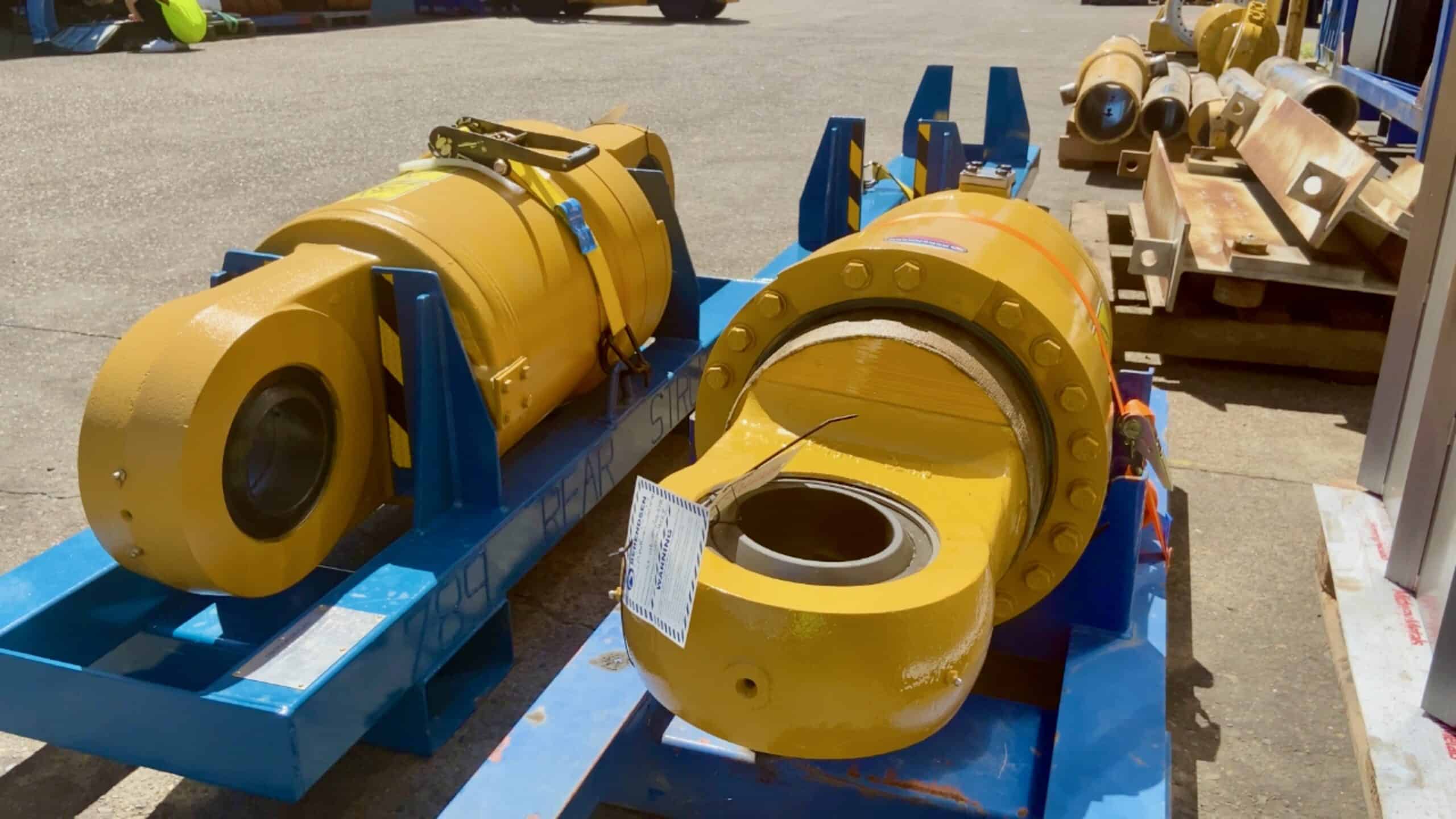 HYDRAULIC-CYLINDER-SERVICE-EXCHANGE